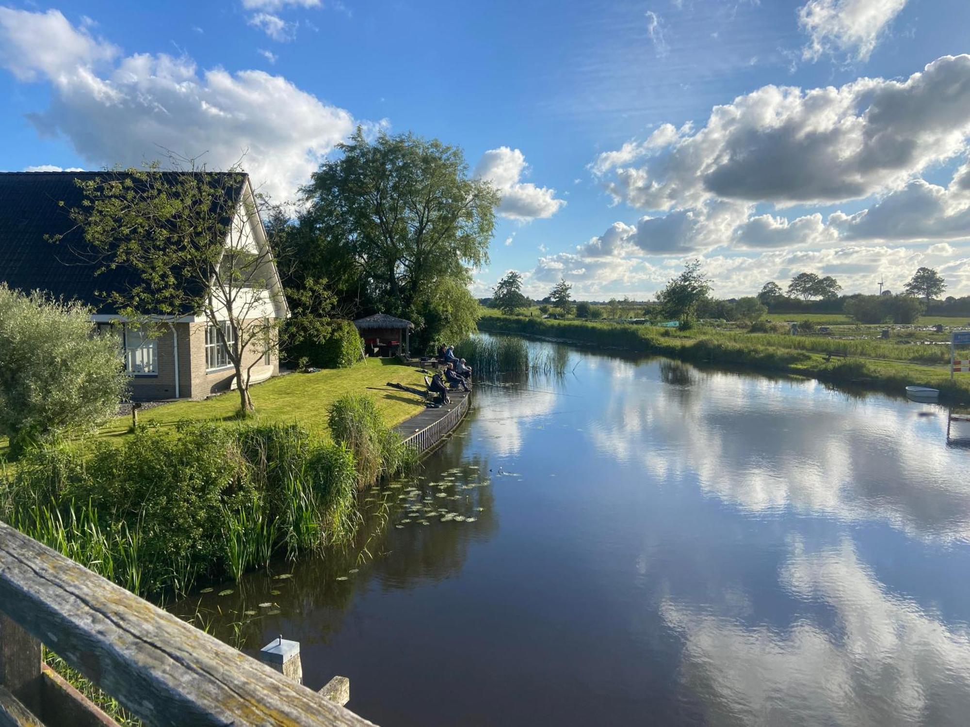 Wetterwillefriesland Wommels Exteriör bild