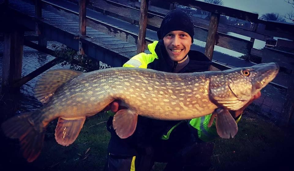 Wetterwillefriesland Wommels Exteriör bild